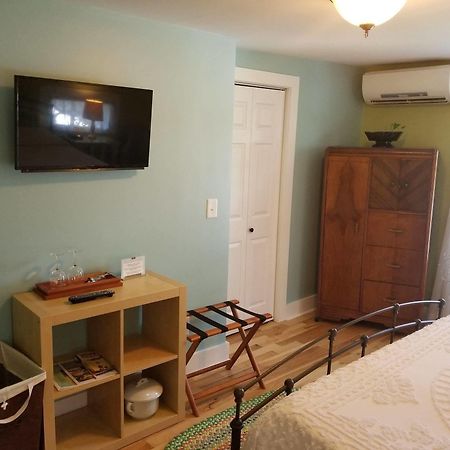 The Blackberry Inn Bed & Breakfast Watkins Glen Exteriér fotografie