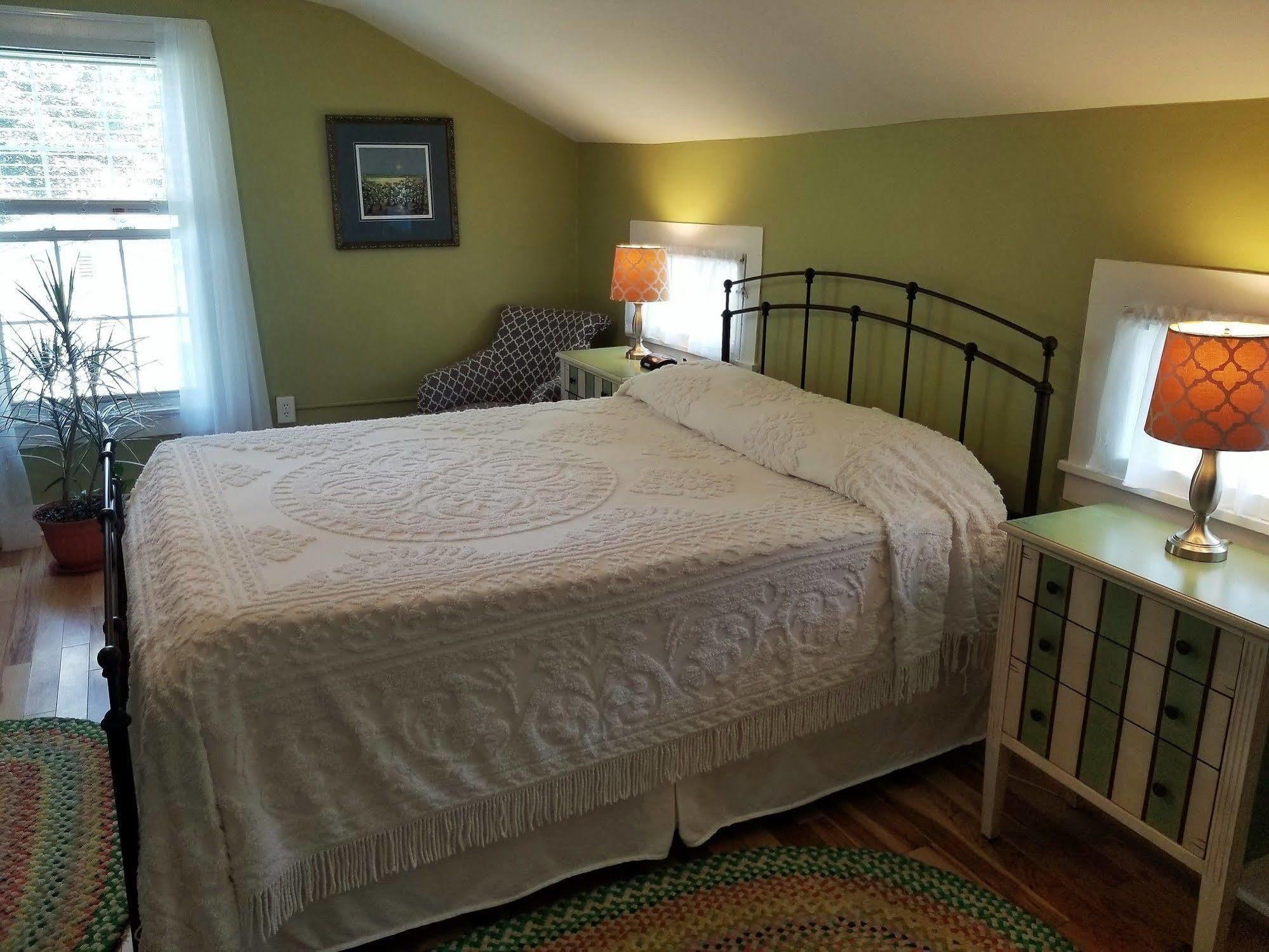 The Blackberry Inn Bed & Breakfast Watkins Glen Exteriér fotografie