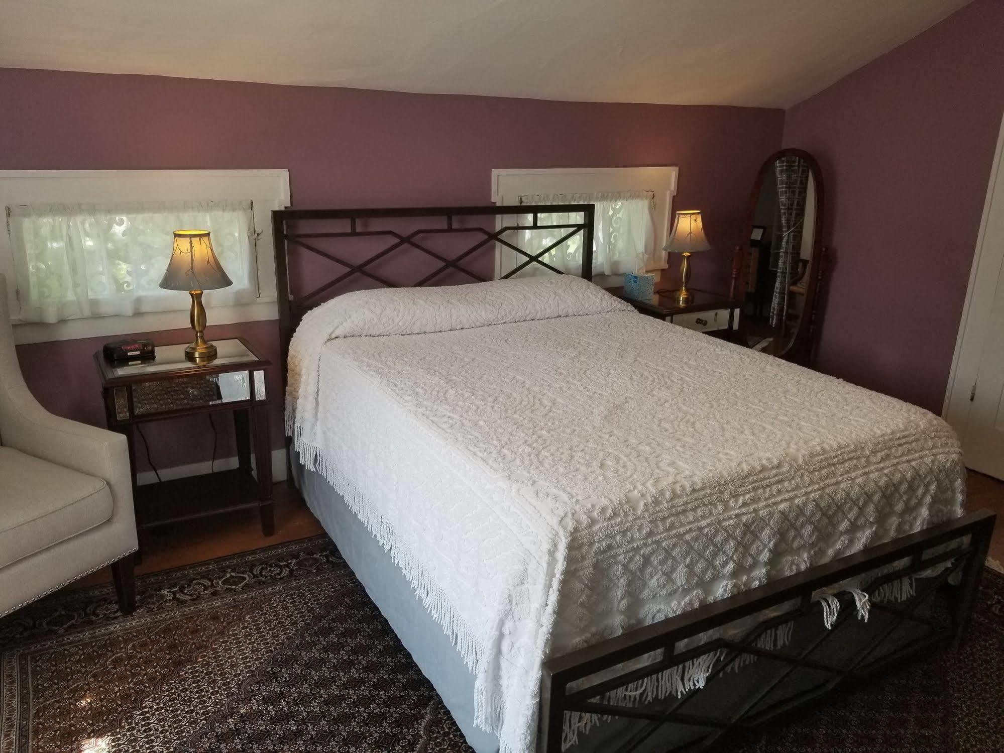 The Blackberry Inn Bed & Breakfast Watkins Glen Exteriér fotografie